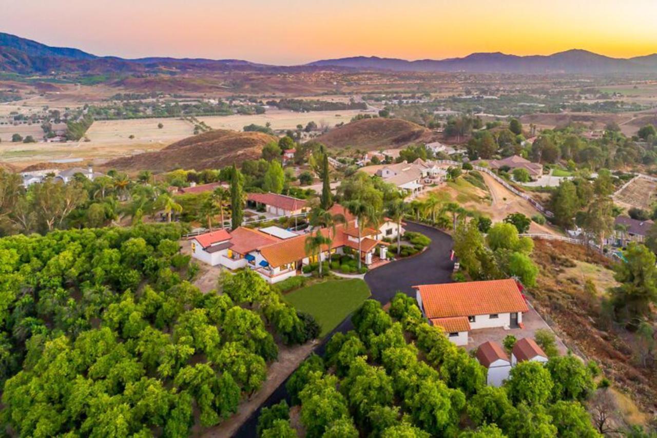 Perfect Wine Country Hilltop Hacienda Estate Temecula Exterior photo